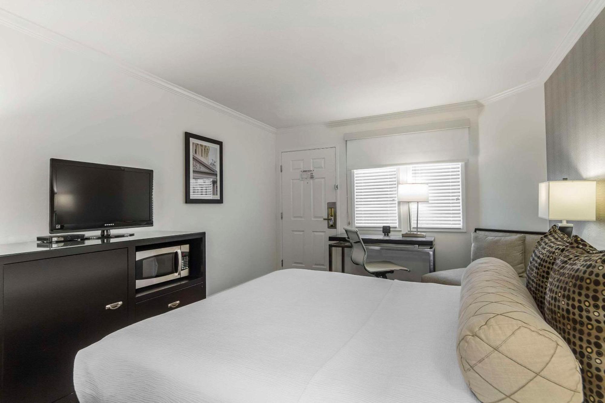 Inn Off Capitol Park, Ascend Hotel Collection Сакраменто Экстерьер фото